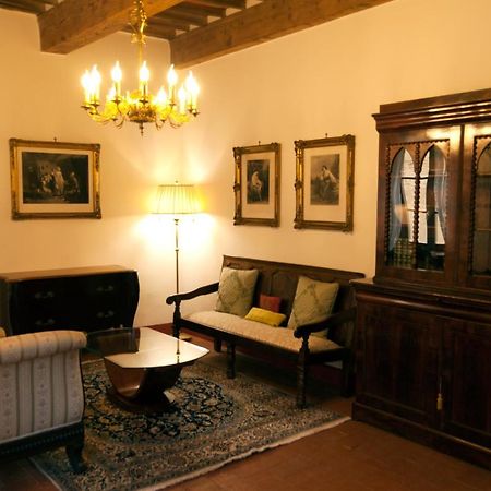 サン・ジミニャーノ Palazzo Benucci Bed & Breakfast エクステリア 写真