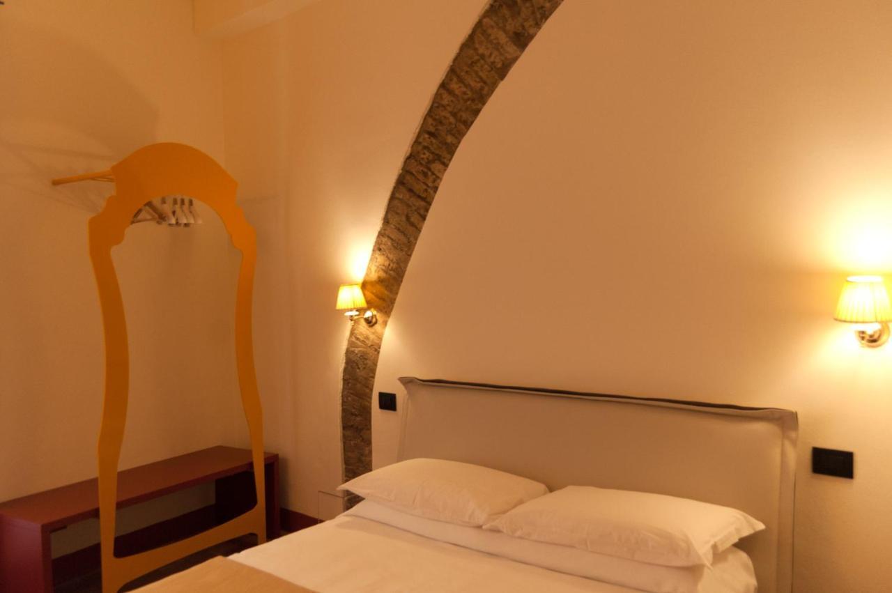 サン・ジミニャーノ Palazzo Benucci Bed & Breakfast エクステリア 写真