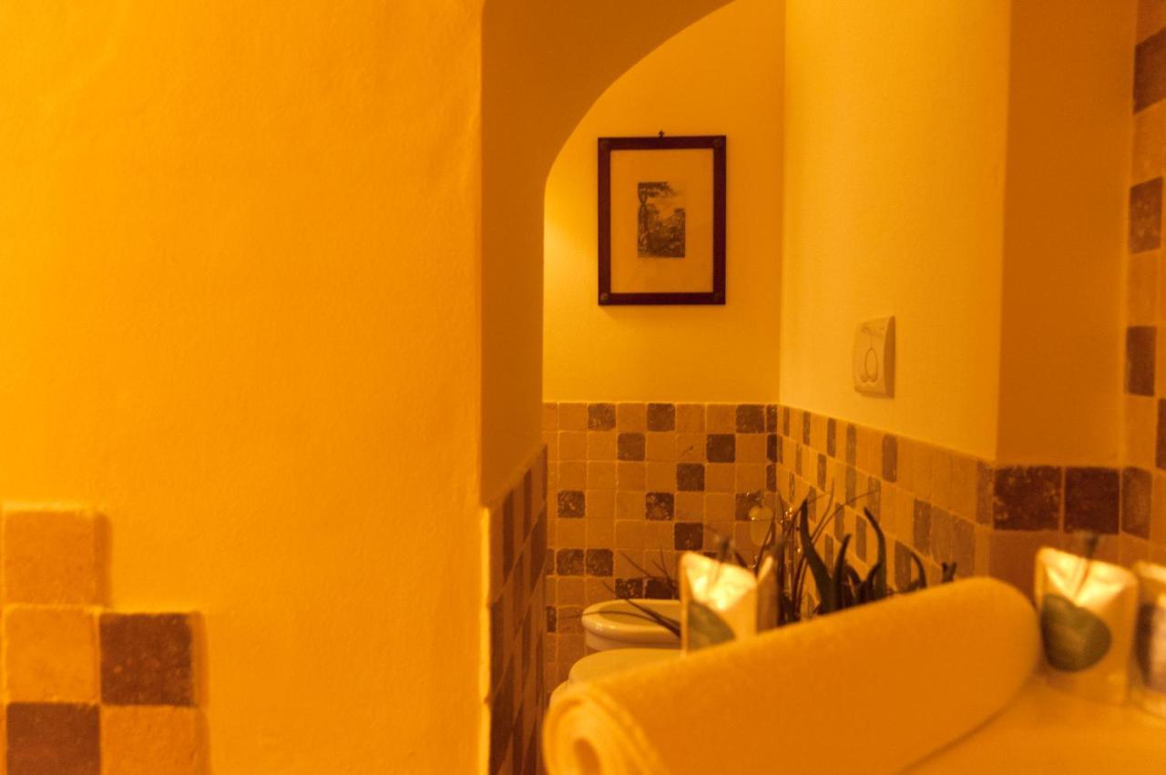 サン・ジミニャーノ Palazzo Benucci Bed & Breakfast エクステリア 写真