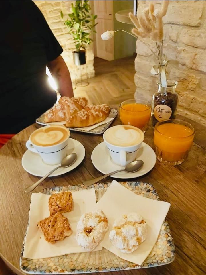 サン・ジミニャーノ Palazzo Benucci Bed & Breakfast エクステリア 写真
